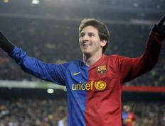 开云平台-烈日灼心，切特如何用冰与火之诗，让太阳在广东主场升起