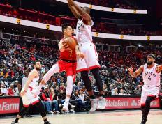 开云官网-书豪助力老鹰队零封76人队，东部决赛大热