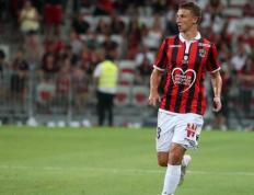 开云体育app-摩纳哥客场战胜尼姆，继续保持不败记录