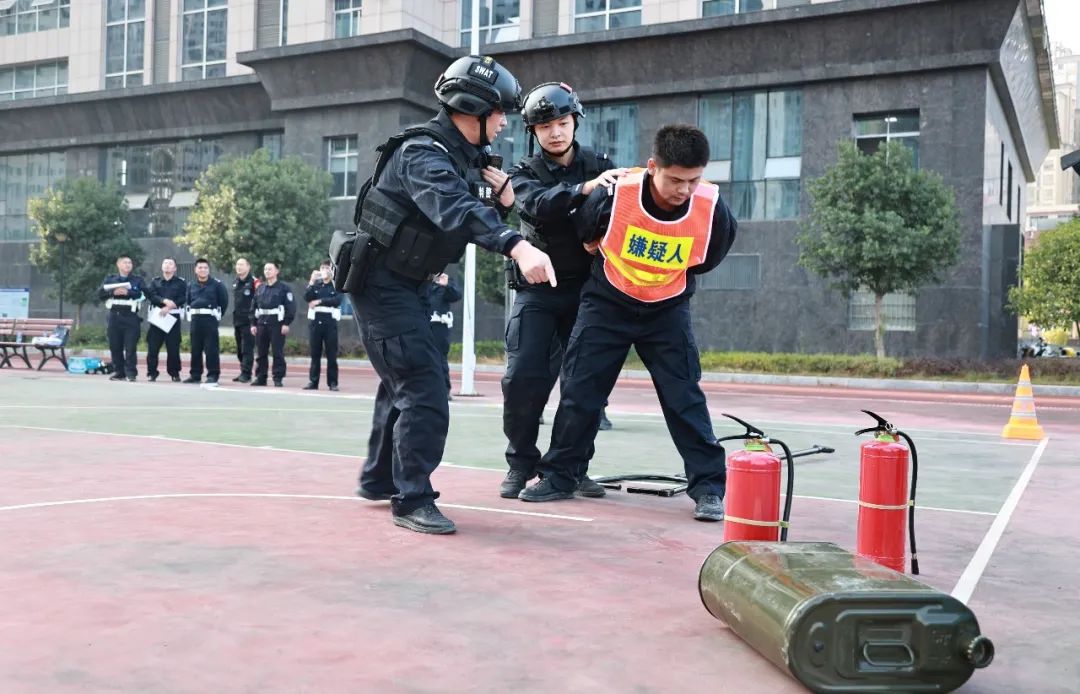 开云体育在线-对抗赛精细战术设计：基础功夫全面提升