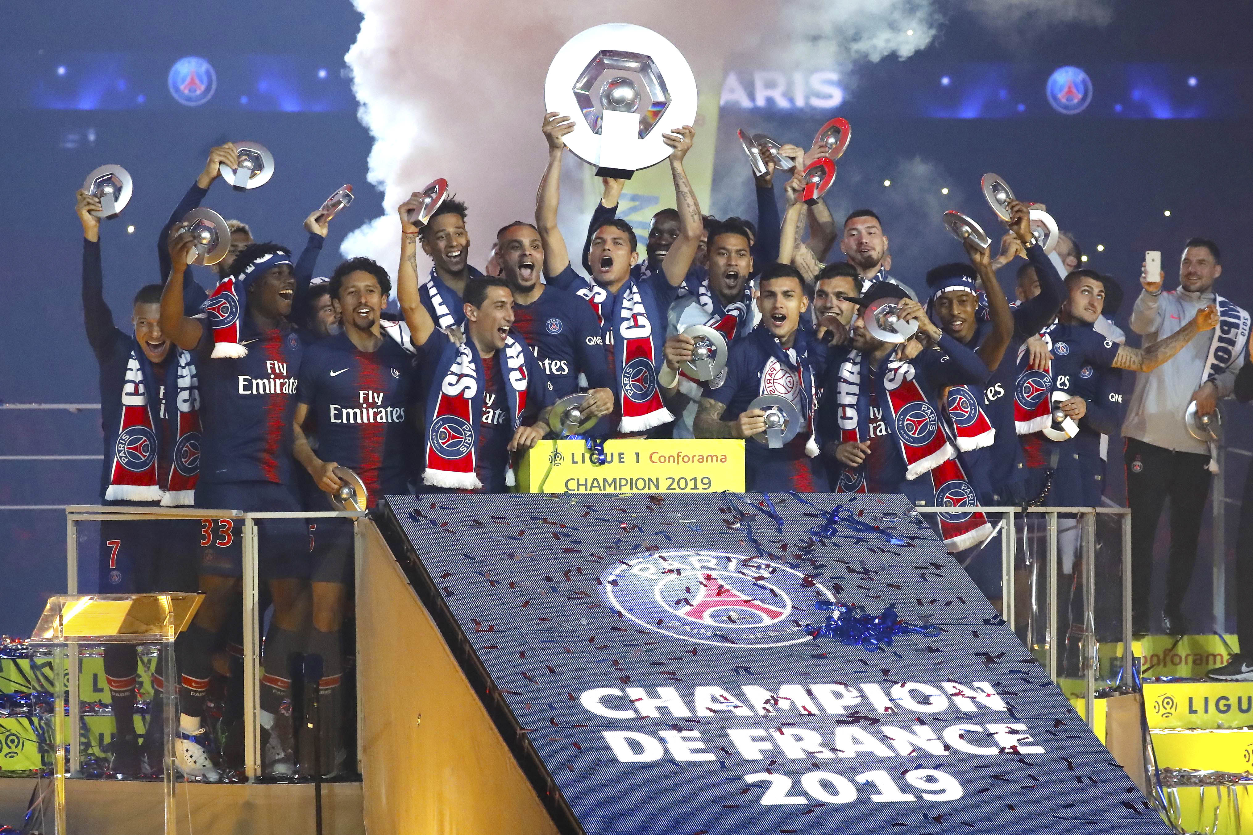 开云官方app入口-丹麦蓝白在主场击败第戎，继续领跑法甲积分榜的简单介绍