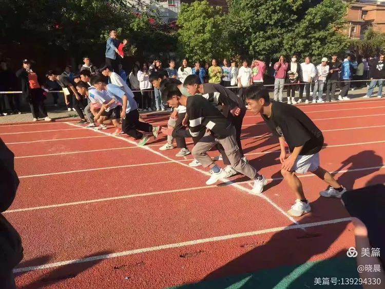 开云官方app入口-包含北美洲联赛交锋日，球队全力以赴冲刺决赛的词条