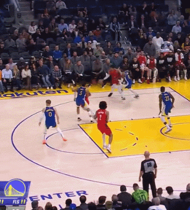 开云体育中国-开拓者胜勇士，利拉德砍下35分创纪录