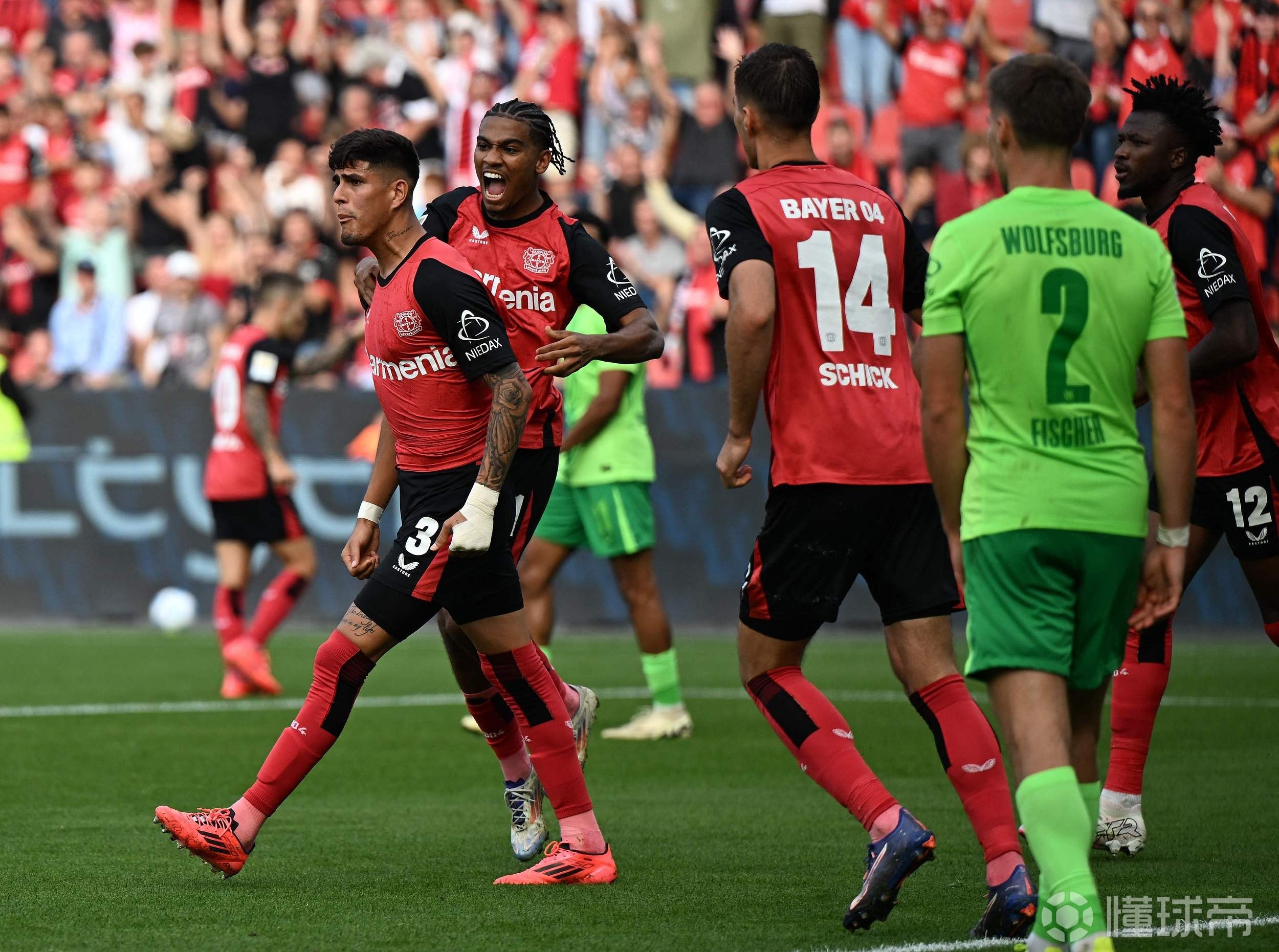 开云APP-勒沃库森战绩起伏不定,主帅开展战术调整